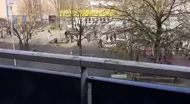 Ces élèves qui n'ont pas peur de cet agresseur au couteau