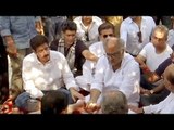 Boney Kapoor & Anil Kapoor Perform Asthi Visarjan Of Sridevi At Haridwar | Bollywood Buzz