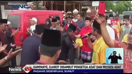 Djarot Gunakan Pakaian Adat Saat Kampanye di Kota Padang
