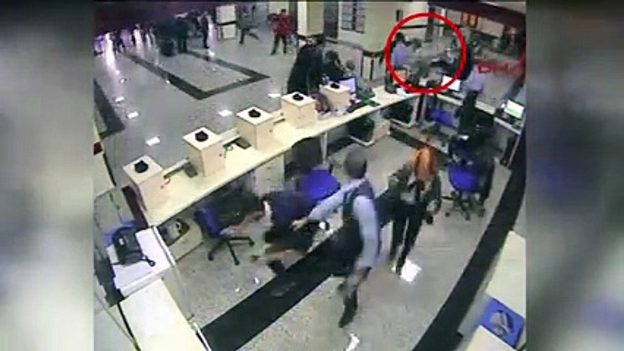 Hastanede yere düşen 'holter' takılı hastayı canlı bomba sandılar