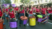 Marchas desbordan capitales latinoamericanas en Día de la Mujer