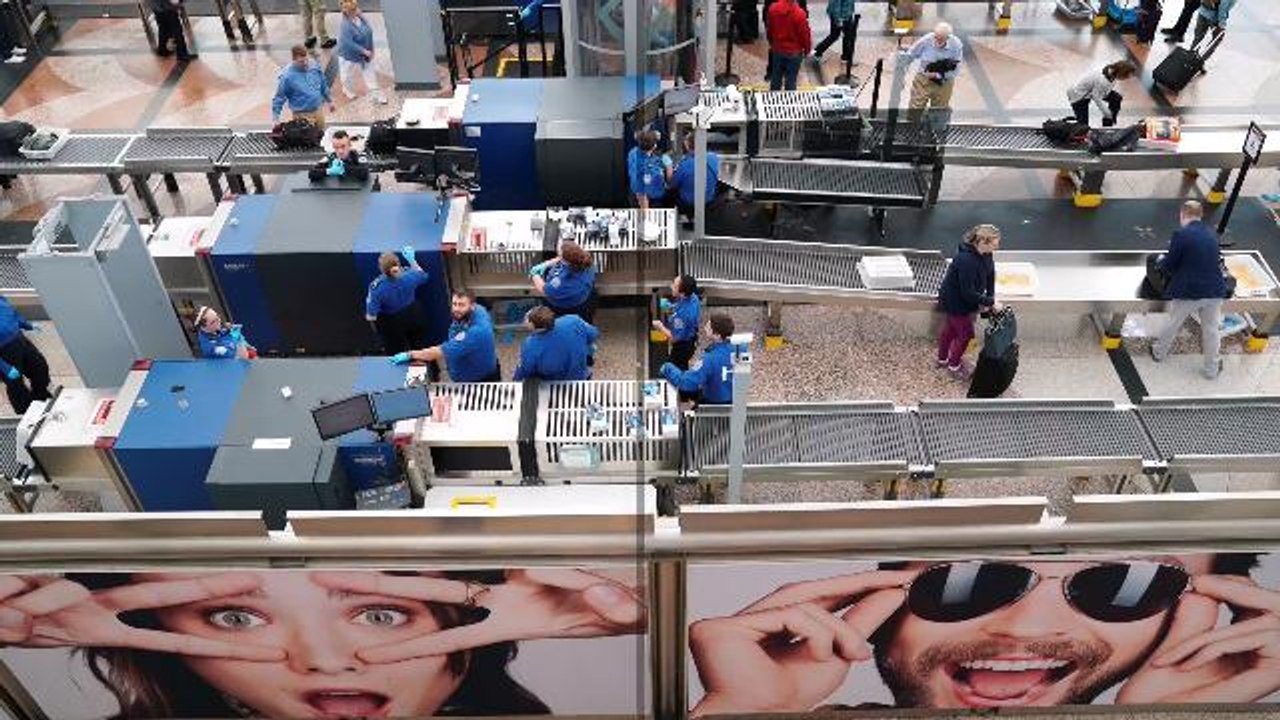 The 5 Craziest Items the TSA Has Confiscated