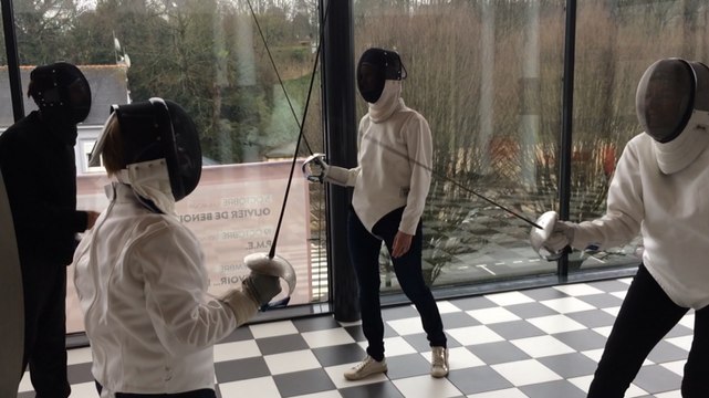 Elles combattent leur cancer du sein à coups de sabre