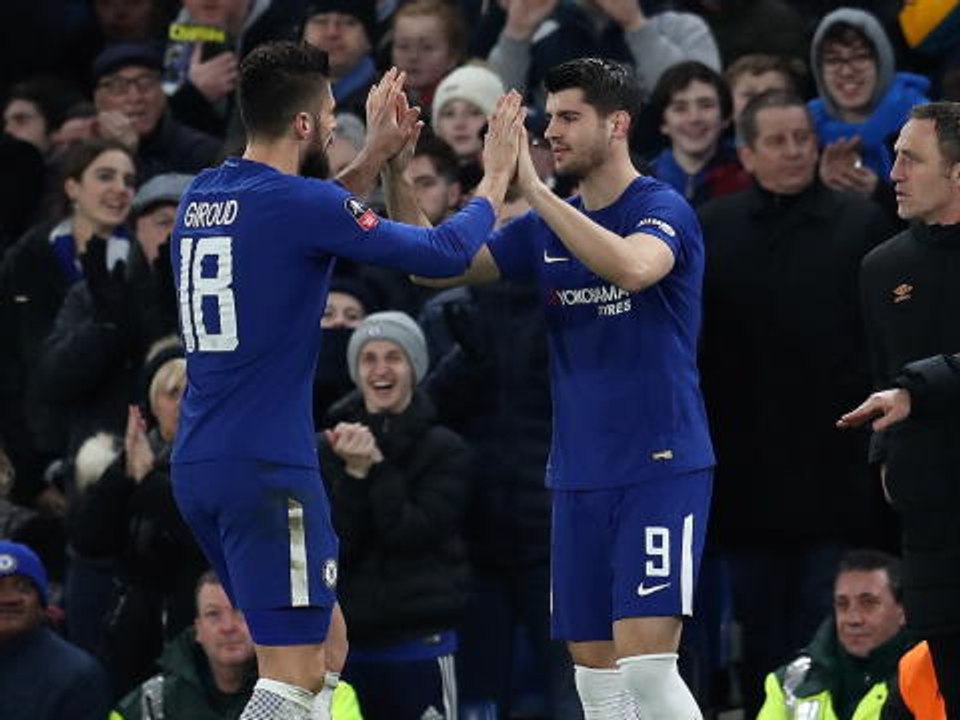 Conte insists he trusts Morata and Giroud