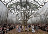 Moda Devi Chanel, Defile  için 150 Yıllık Ağaçları Kesince Tepkilerin Odağına Oturdu