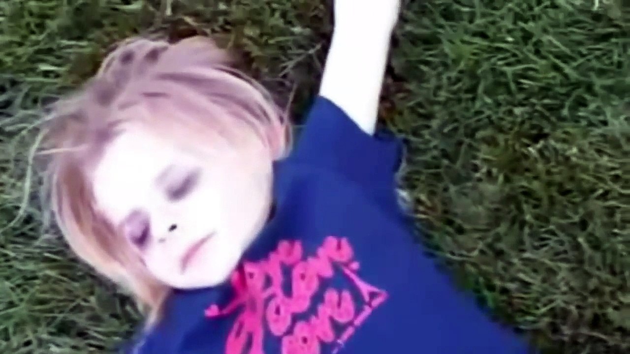 When Doves Cry - Jean Koning