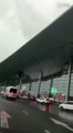 Le toit de cet aéroport chinois s'effondre subitement à cause du vent