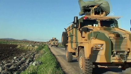 Hatay'a gelen komandolar sınır birliklerine sevk edildi