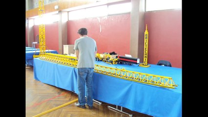 FanaBriques new LEGO technic Grue à tour POTAIN MD 345 à léchelle 1/10 de rom104 by BricTechnic