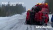 Heavy Recovery Volvo FH16 8x4 vs DAF Semitrailer - Sweden