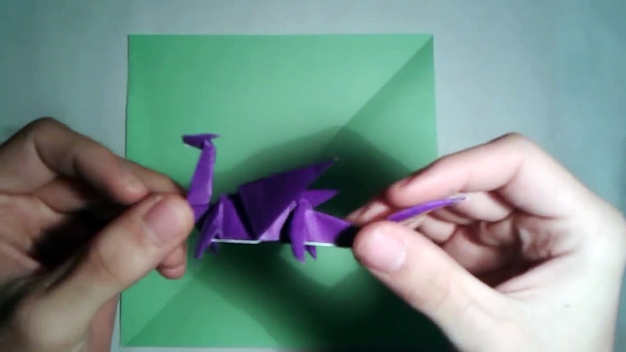 Origami - How to make an easy origami dragon
