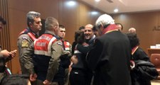 Son Dakika! Ahmet Şık ve Murat Sabuncu Tahliye Edildi