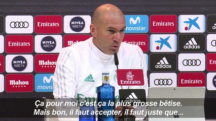Football: Zidane ne se pense pas "meilleur tacticien" qu'Emery