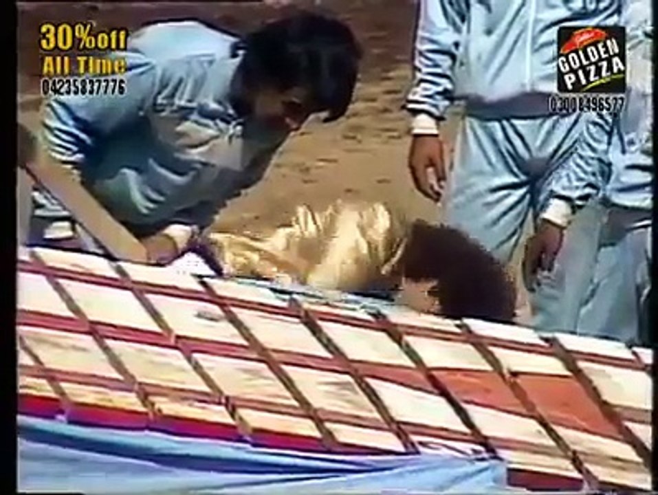 Sultan Golden Live Stunt of death and challenge to President Zia Ul Haq