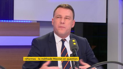 "Le nouveau nom, ce ne sera pas Les Nationaux (...) mais une proposition a fait l'unanimité" affirme Jean-Lin Lacapelle, secrétaire national du FN