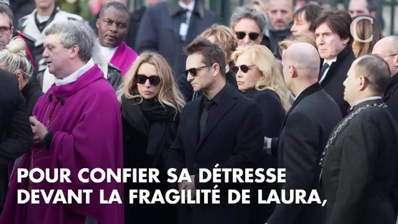Inquiète pour Laura Smet, Nathalie Baye alertait Johnny Hallyday à travers de longs mails