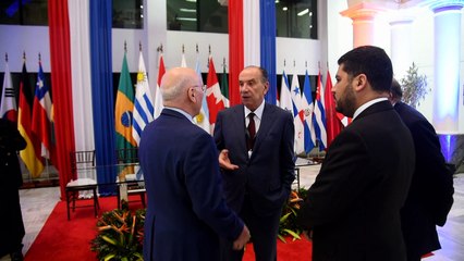 Mercosur inicia negociación de libre comercio con Canadá