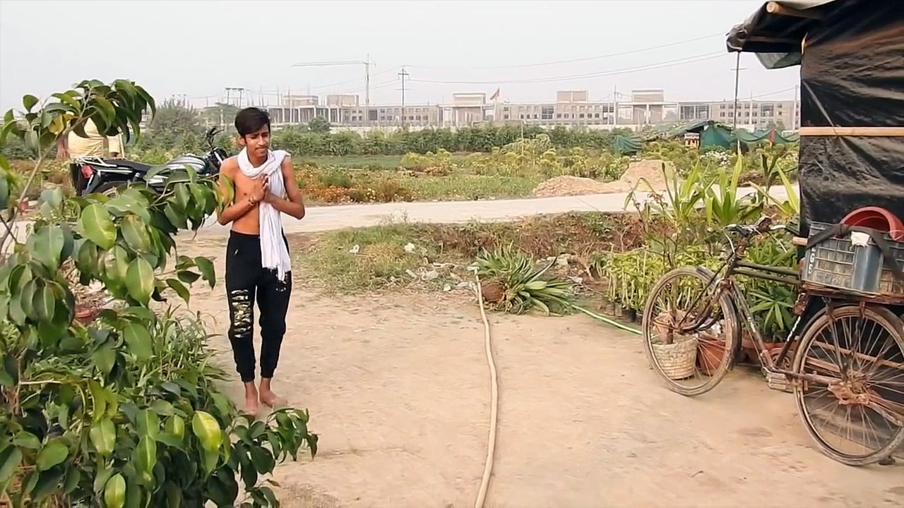 कमजोर दिल वाले विडियो ना देखे - पत्ता पूछने का नतीजा -  SUSPENSE VIDEO - FULL ENTERTAINMENT VIDEO