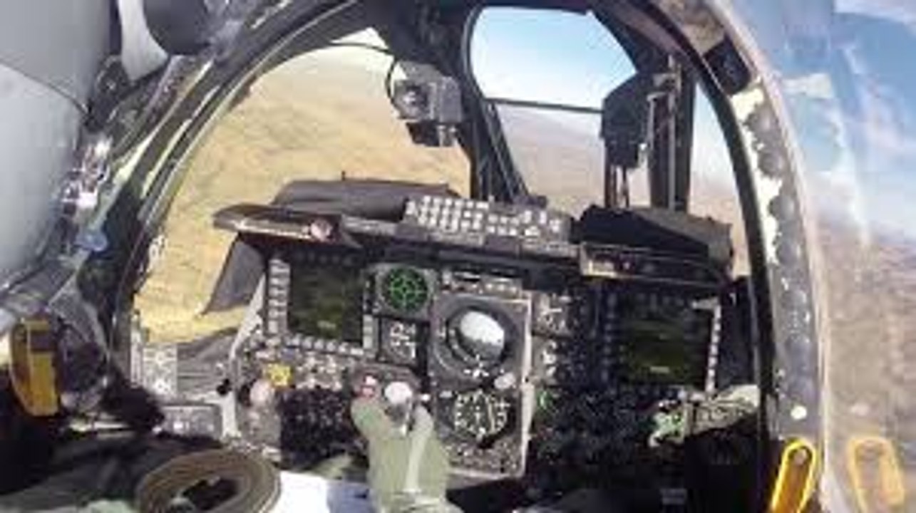 A-10 Thunderbolt II Cockpit Video - Flying Across The Arizona Sky