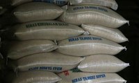 10 Ton Beras Impor India Masuk Pelabuhan Belawan