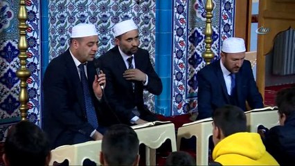Diyanet İşleri Başkanı Erbaş, sabah namazını Hakkari’de kıldı