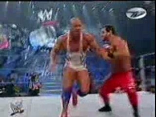 WWE - Rey Mysterio vs Kurt Angle vs Chris Benoit