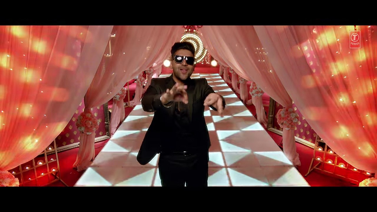 Patola Video Song - Blackmail - Irrfan Khan & Kirti Kulhari - Guru Randhawa