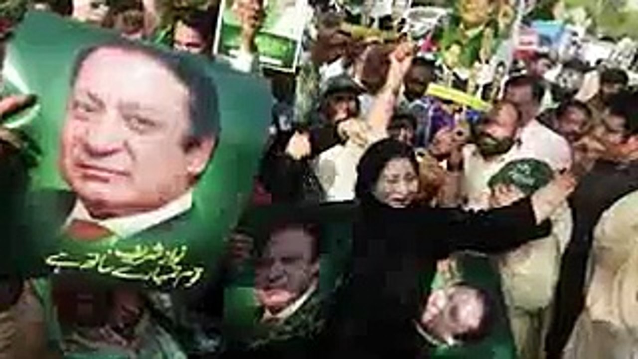 ہنس ہنس کر پیٹ میں بل نہ پڑ گئے تو کہنا