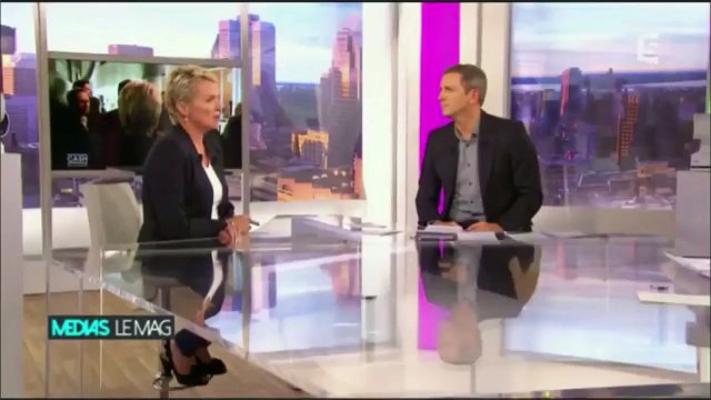 Les vigiles d'un magasin effrayés par Elise Lucet