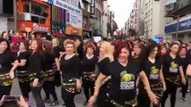 Güzel İzmir'imde Kadınlar Günü Kutlaması YER : KARŞIYAKA