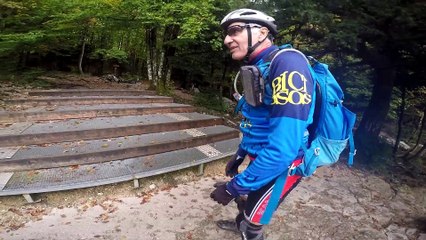 16 Aux cascades du Hérisson