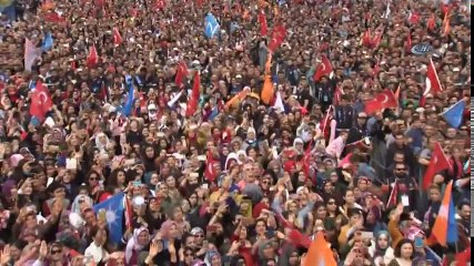 Cumhurbaşkanı Erdoğan'dan Bozkurt İşareti