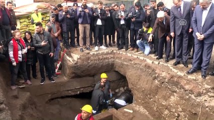 Gecekondudaki kaçak kazıda bulunan lahit açıldı - KAYSERİ