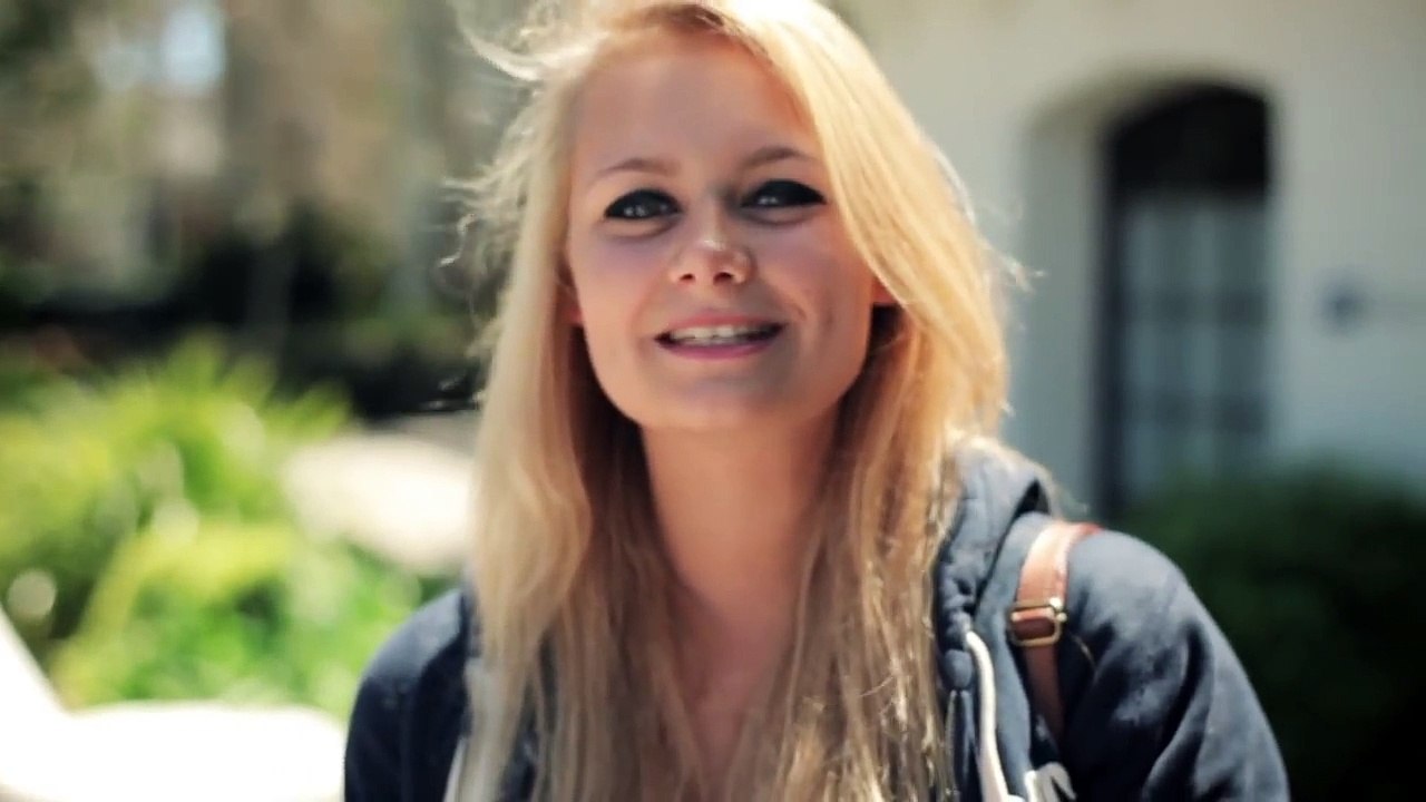 Cloe from Belgium, 18 years old