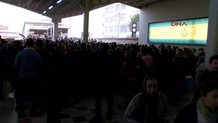 Vapur Seferleri Yapılamayınca Marmaray'da Yoğunluk Yaşanıyor