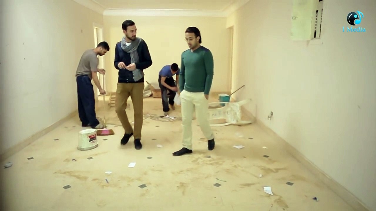 عماد بيعيد  ترتيب  نفسه وشخصيته من جديد