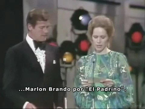 Marlon Brando rechaza de Liv Ullman y Roger Moore el Oscar por El padrino en 1973