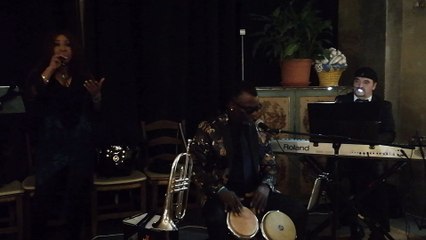 Perfume de Gardenias by Danna Ruiz