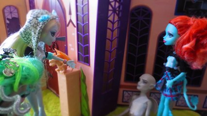 Как отремонтировать сломанный шарнир в колене, ноге | Стоп Моушен Монстер Хай