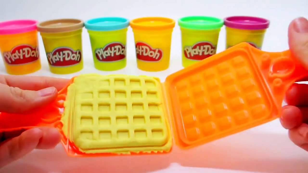 Play Doh - Cats Waffle Maker :) Videos for Children Cooking Learn Colors playset Funny Songs