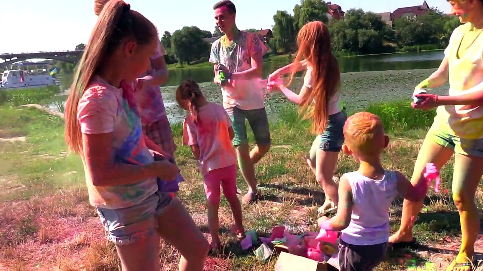 ⁣ЛЕТНИЙ ЧЕЛЛЕНДЖ с яркими красками ХОЛИ. Summer Challenge. Holi Festival of Colors