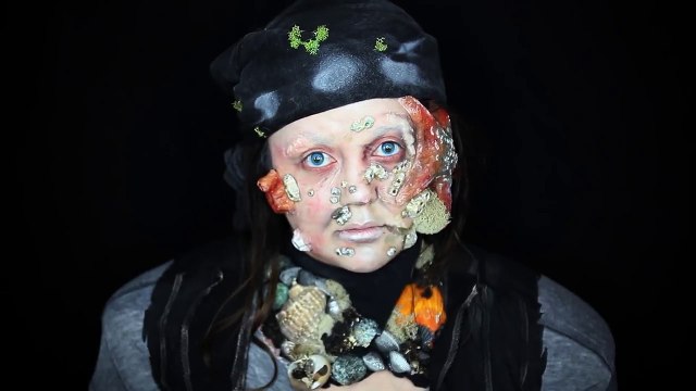 PIRATES OF THE CARIBBEAN: Kat Sketch - Bootstrap Bill Makeup Tutorial!