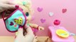 Muñeca Baby Alive en español | Clara merienda puré de pera y se baña en la bañera