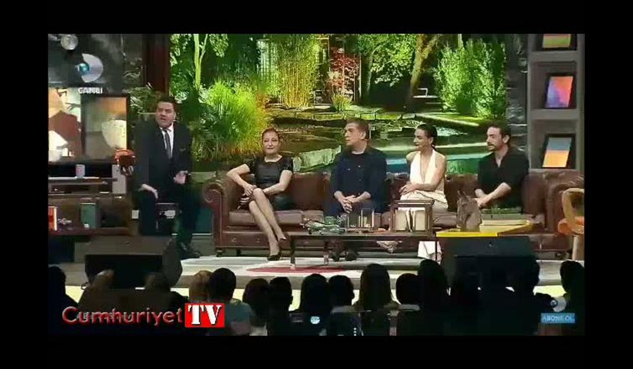 Beyaz'ın Sıla göndermesi, canlı yayında Ahmet Kural'a zor anlar yaşattı