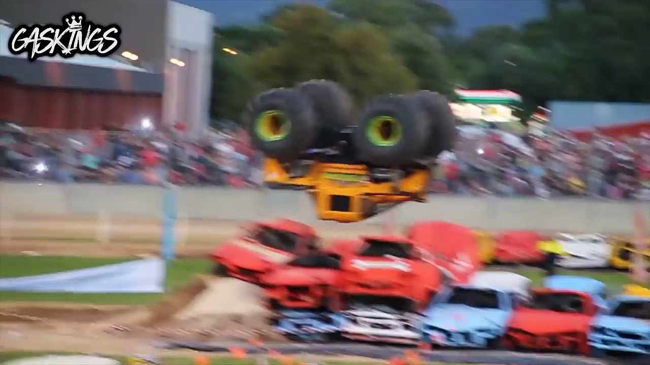 MONSTER TRUCK FAILS!