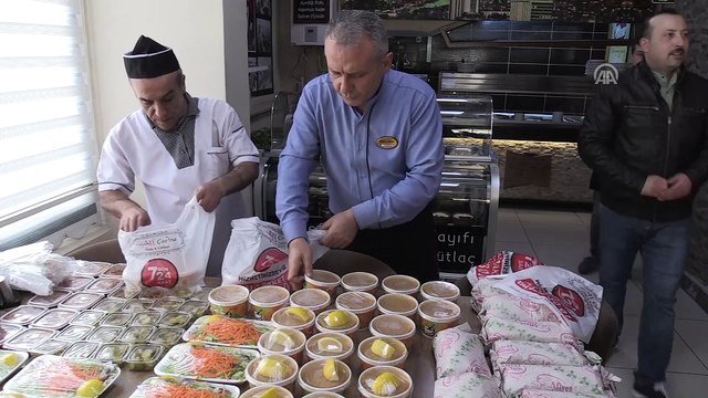 'Askıda çorba' ile ihtiyaç sahiplerinin yüzü gülüyor - ANKARA