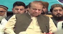 clear footage of man throwing shoe on nawaz sharif