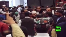 Clear Footage of the Incident – Shoe Thrown at Nawaz Sharif