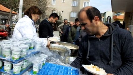 Kazayı ucuz atlatınca bin kişiye pilav ayran ikram etti