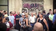 Vecinos barceloneses y Mossos retiran a neonazis de la manifestación racista de La Ramblas